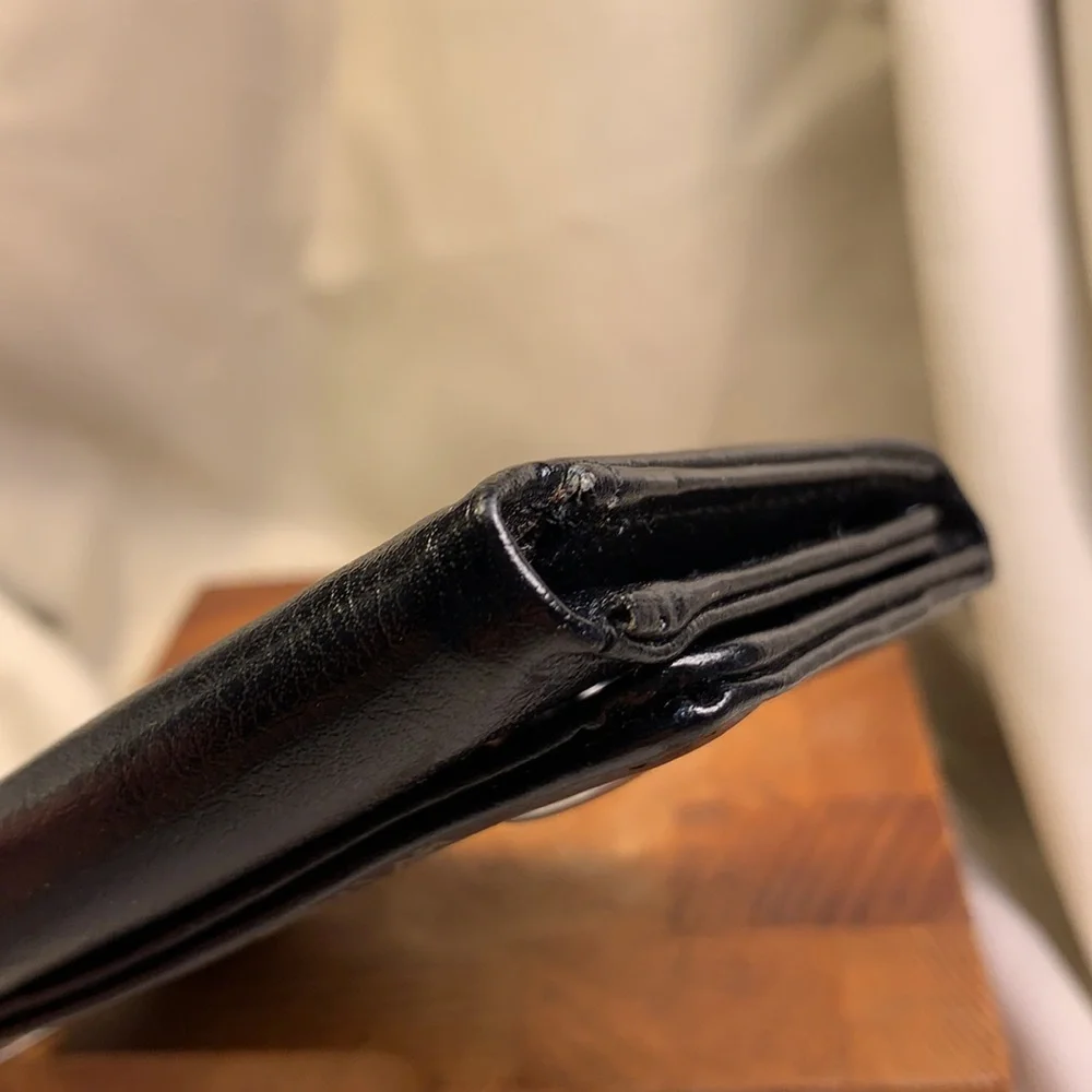 NWOT Scull/flames tri-fold real leather wallet - Picture 8 of 15